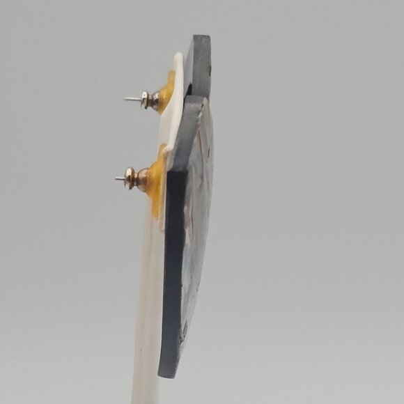 VTG Earrings Irridescent Shiny MOP Abalone Shell Pushback Pierced Retro Glam - Picture 10 of 10